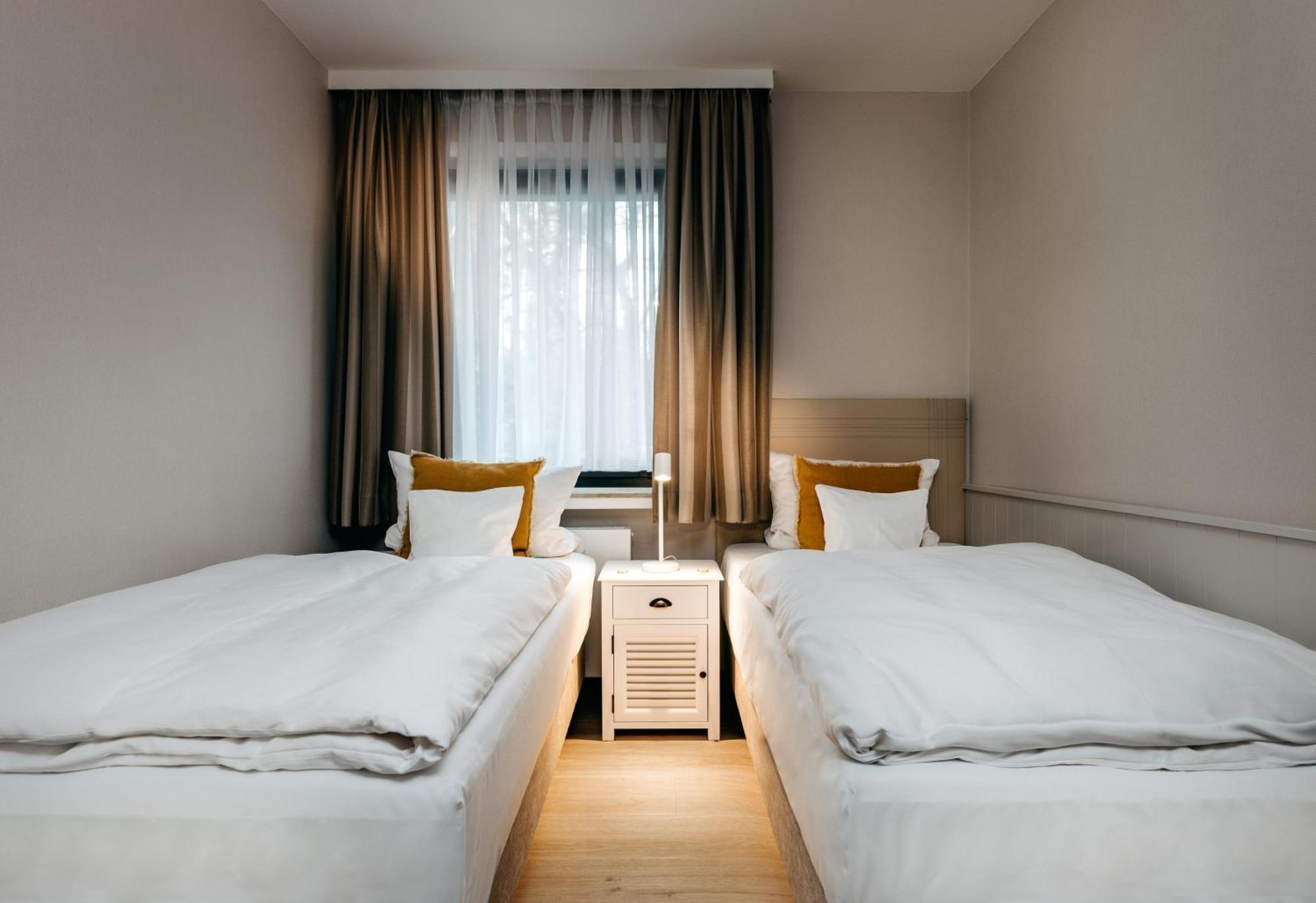 Romantik Hotel Jagdhaus Eiden Am See Bad Zwischenahn Bagian luar foto